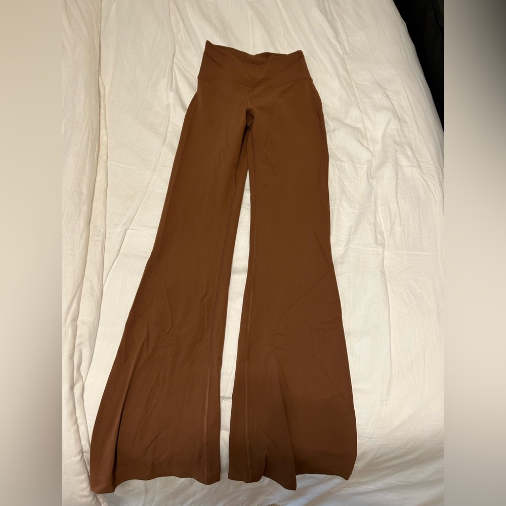 Lululemon groove high rise pants
